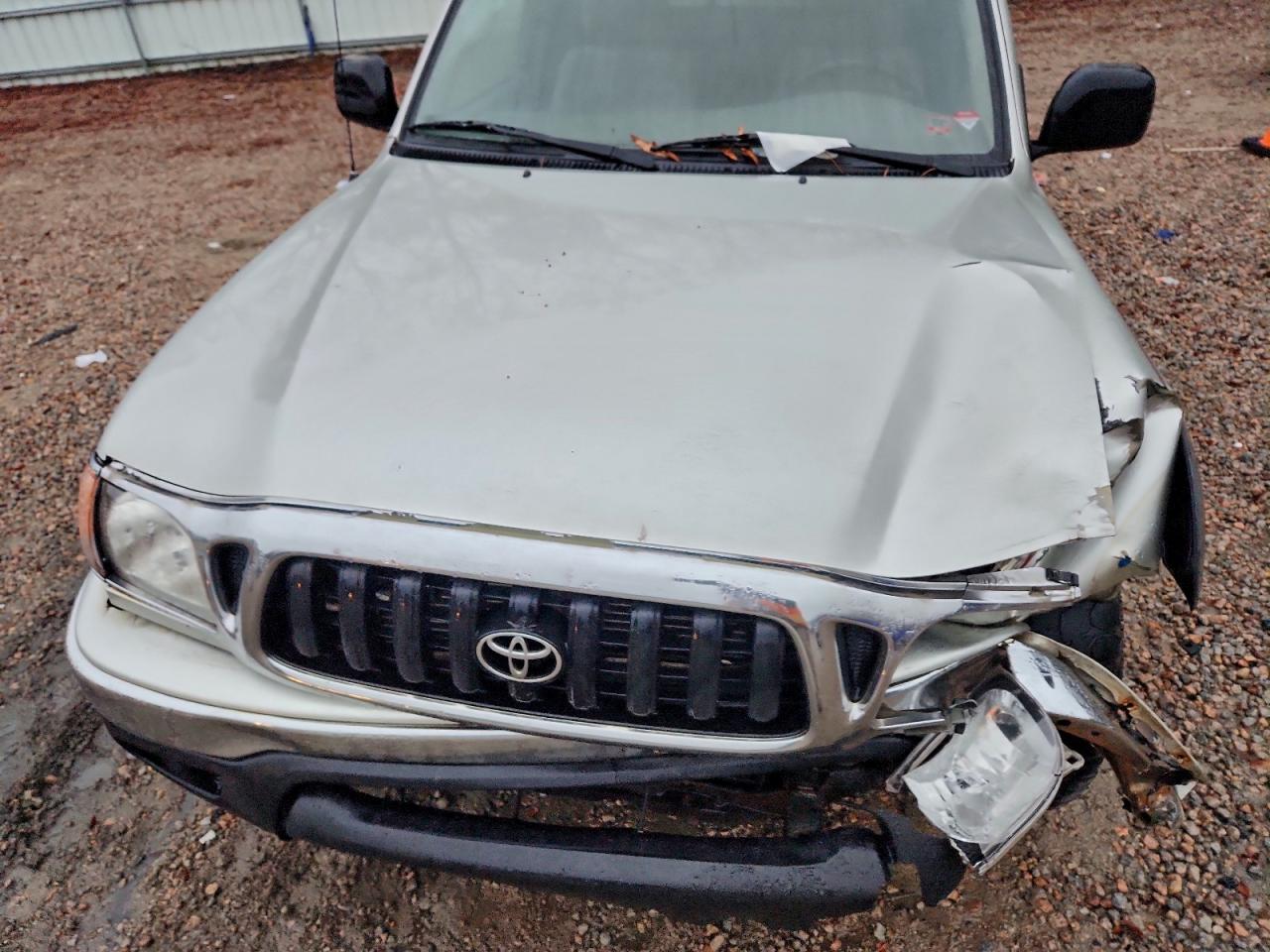 Toyota Tacoma Xtracab Image 11