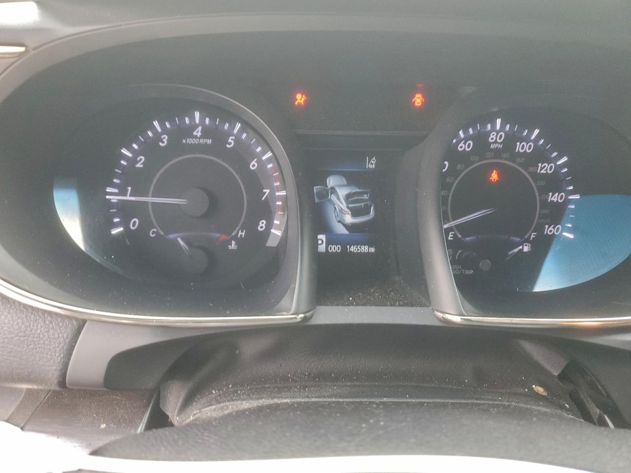 Toyota Avalon Xle Image 12