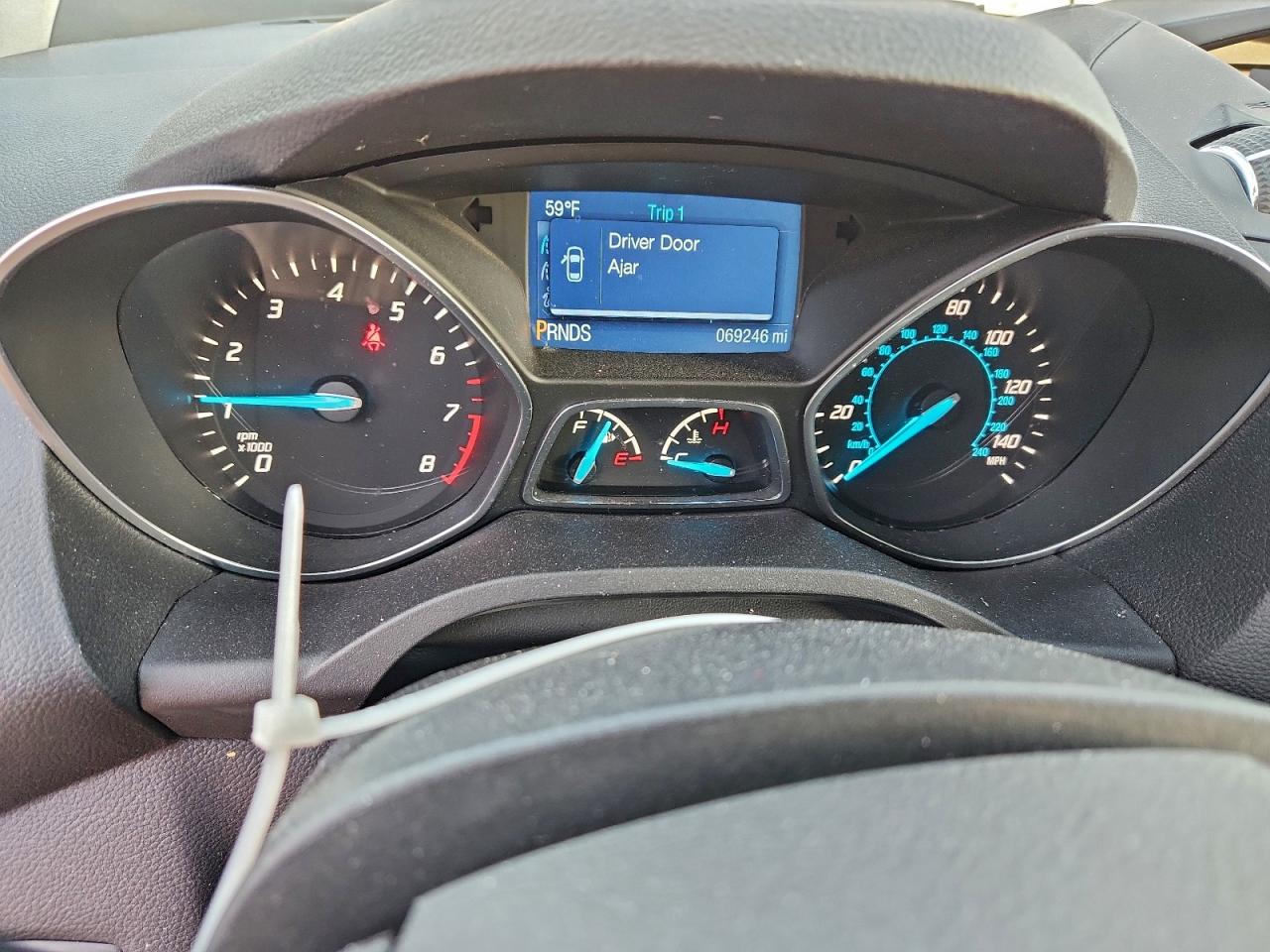 Ford Escape Se Image 11