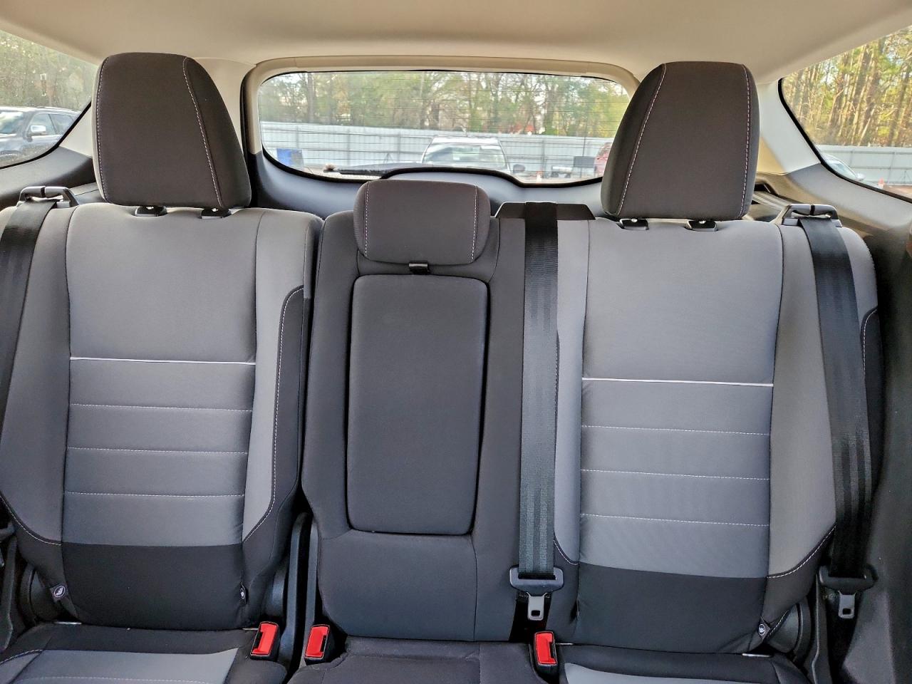 Ford Escape Se Image 7