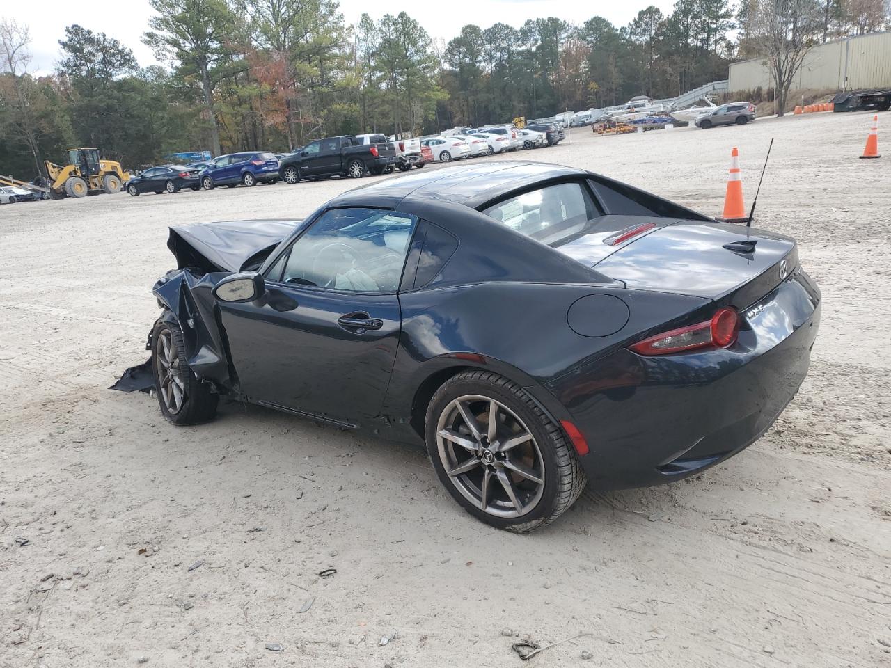 Mazda Mx5 Grand Touring Image 3