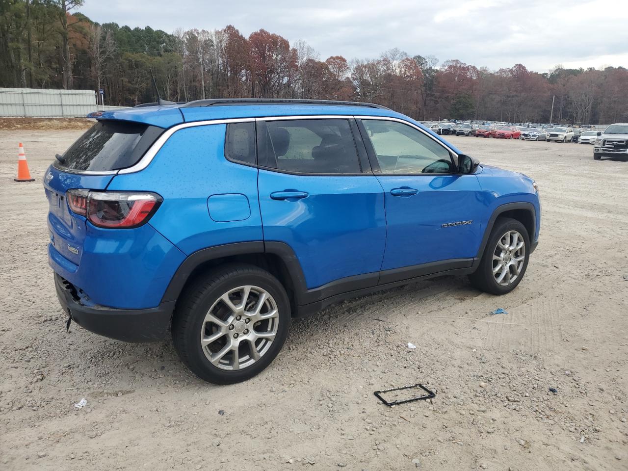 Jeep Compass Latitude Lux Image 4