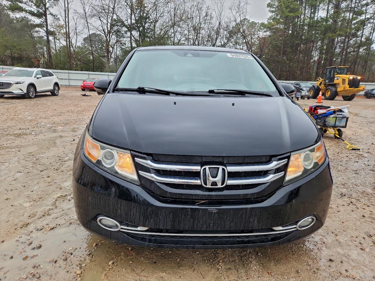 Honda Odyssey Touring Image 5