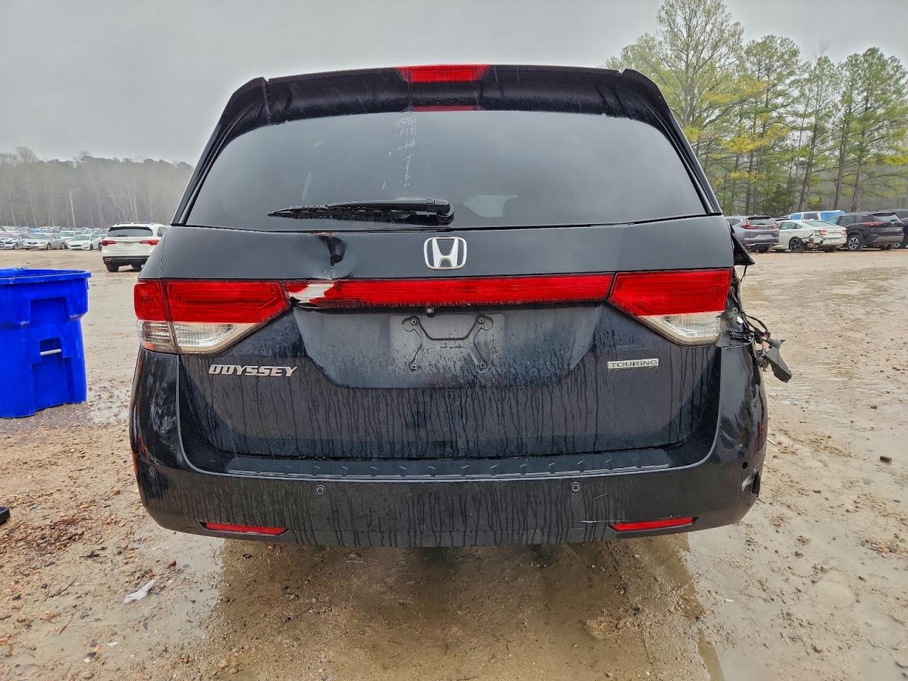 Honda Odyssey Touring Image 6