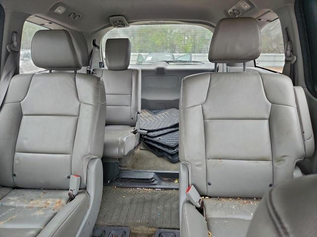 Honda Odyssey Touring Image 7