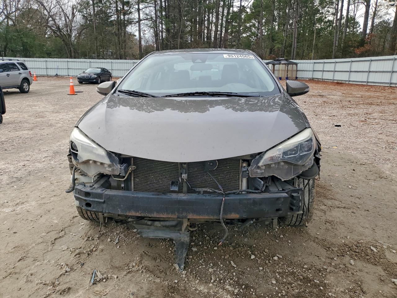 Toyota Corolla L Image 12