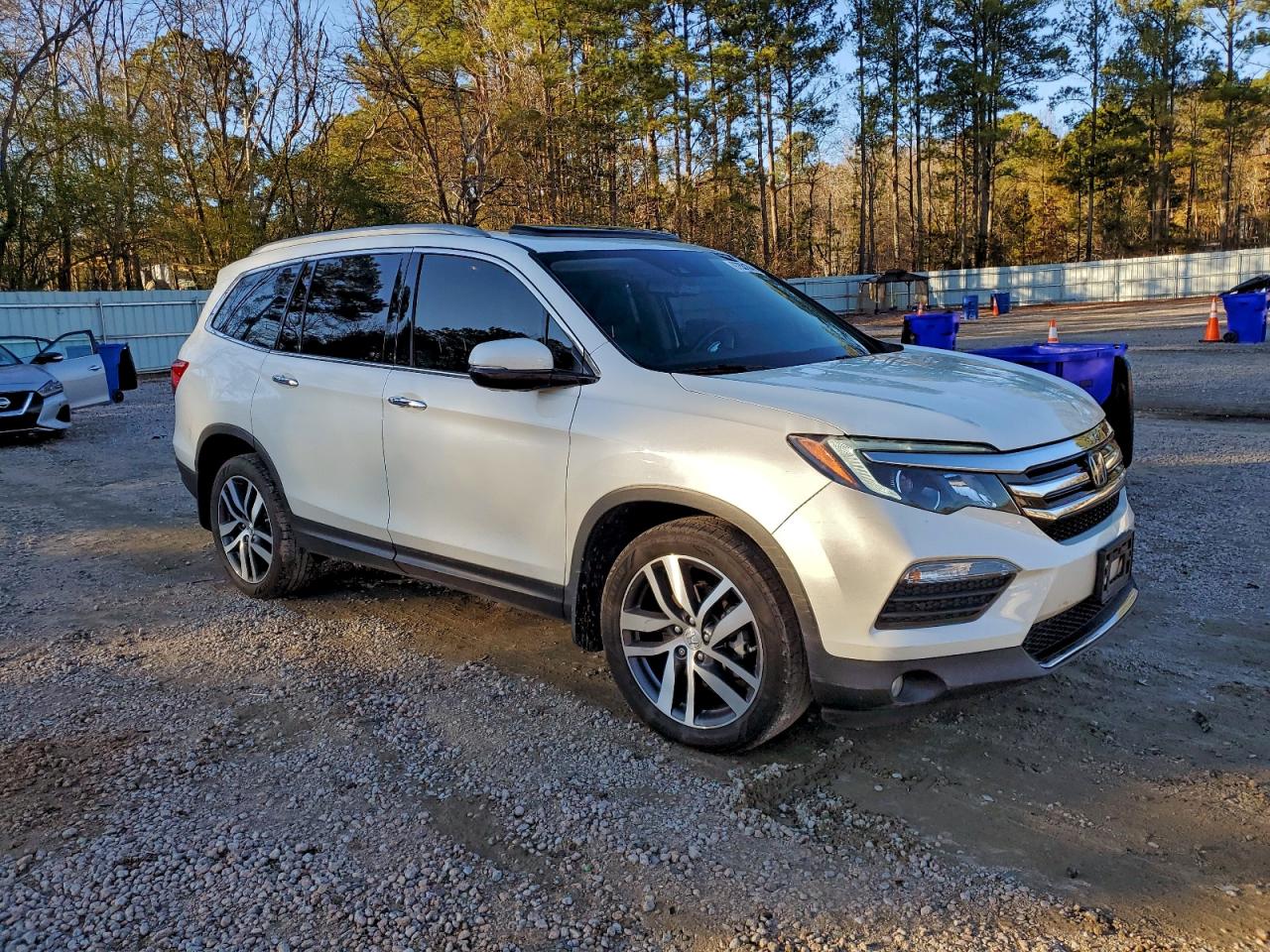 Honda Pilot Elite Image 2