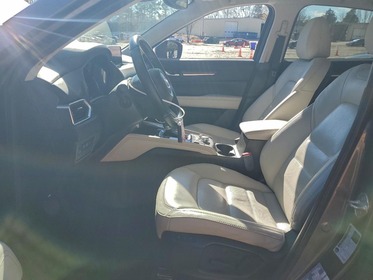 Mazda Cx Grand Touring Image 9