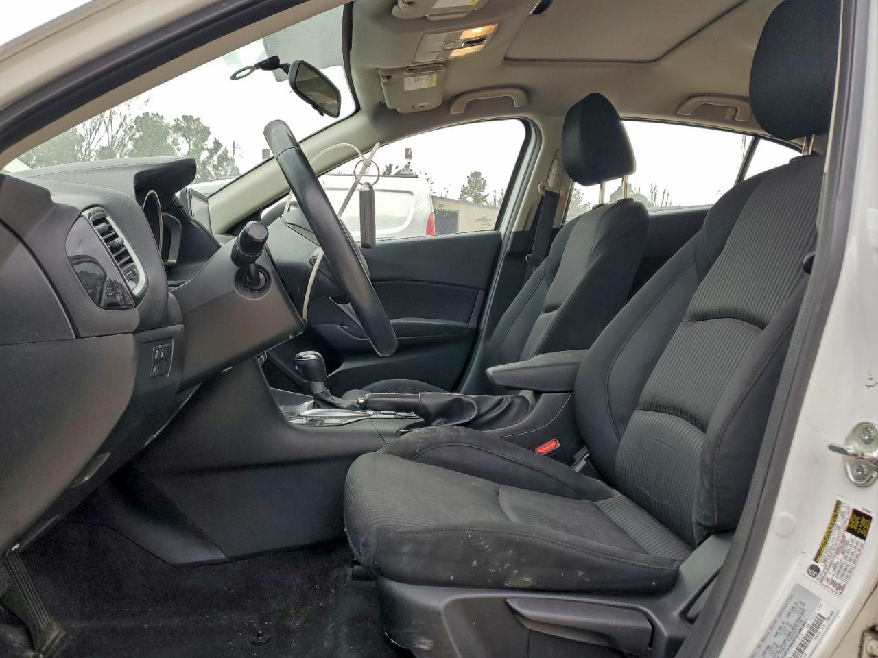 Mazda 3 Touring Image 6