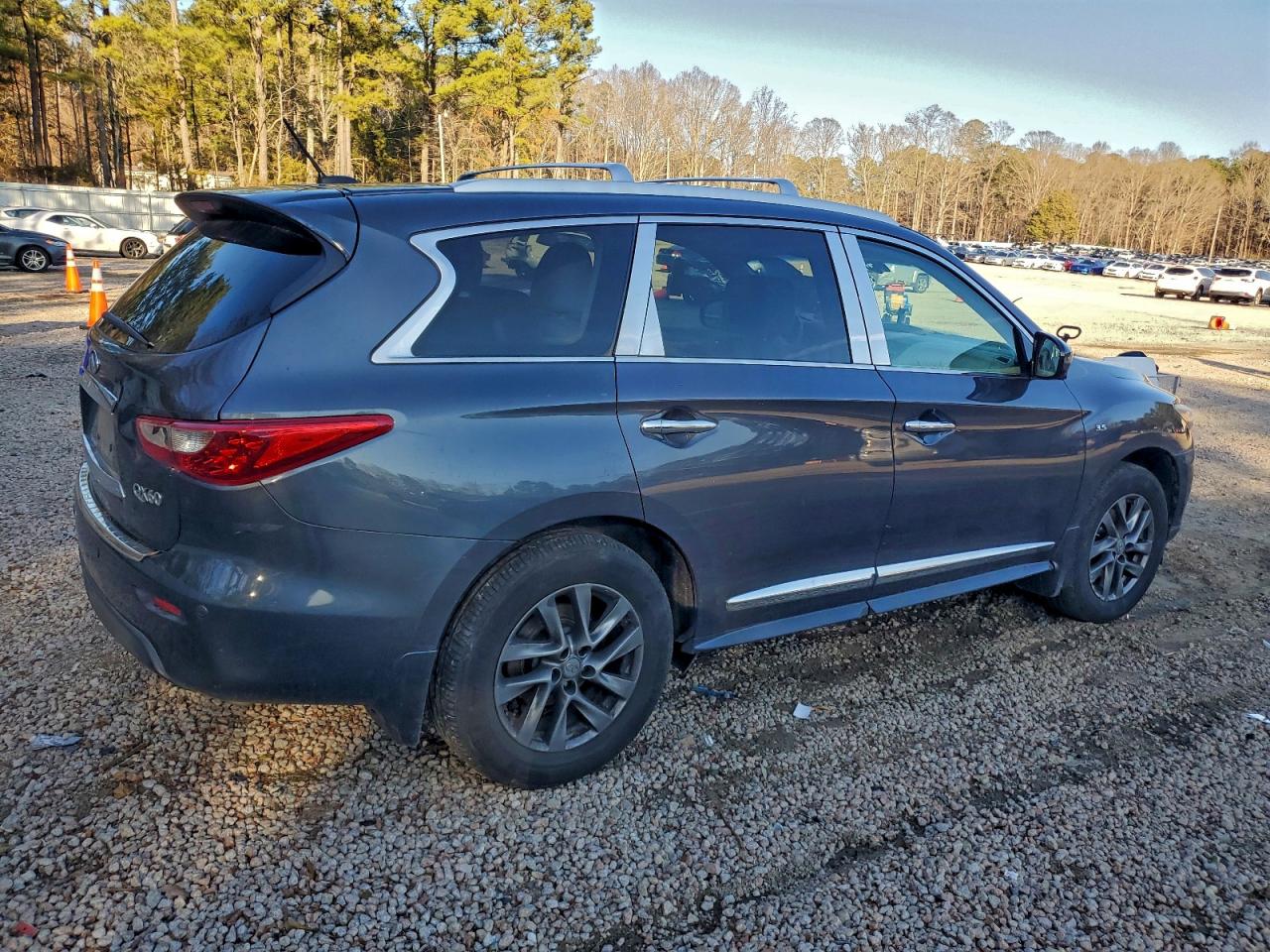 INFINITI Qx Image 5