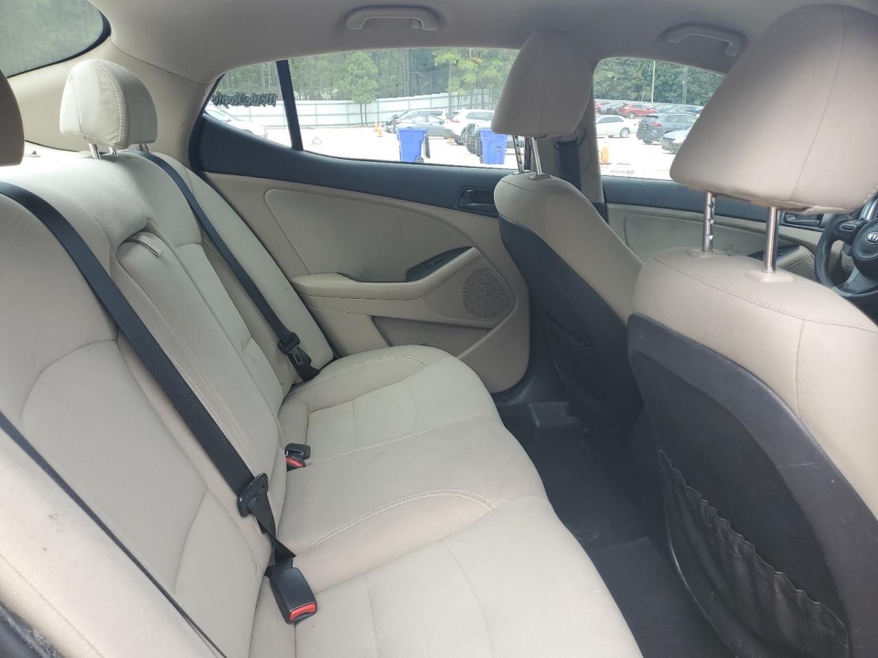 Kia Optima Lx Image 8