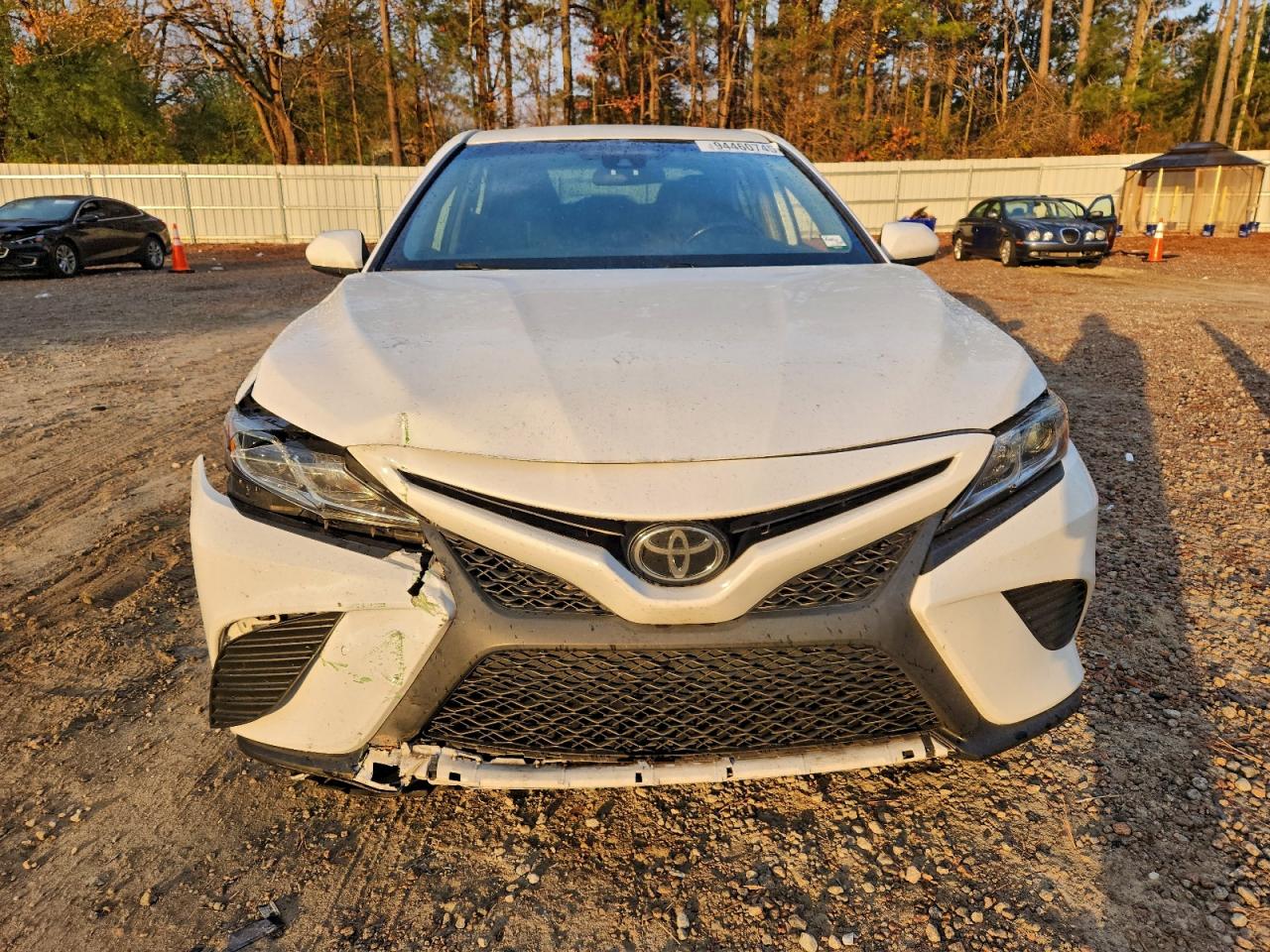 Toyota Camry L Image 8