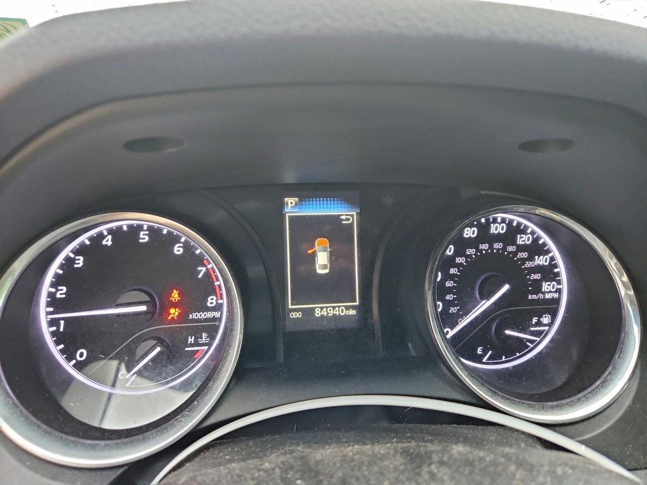 Toyota Camry L Image 3