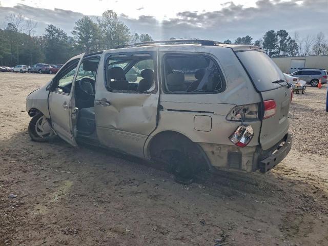 Toyota Sienna Le Image 9