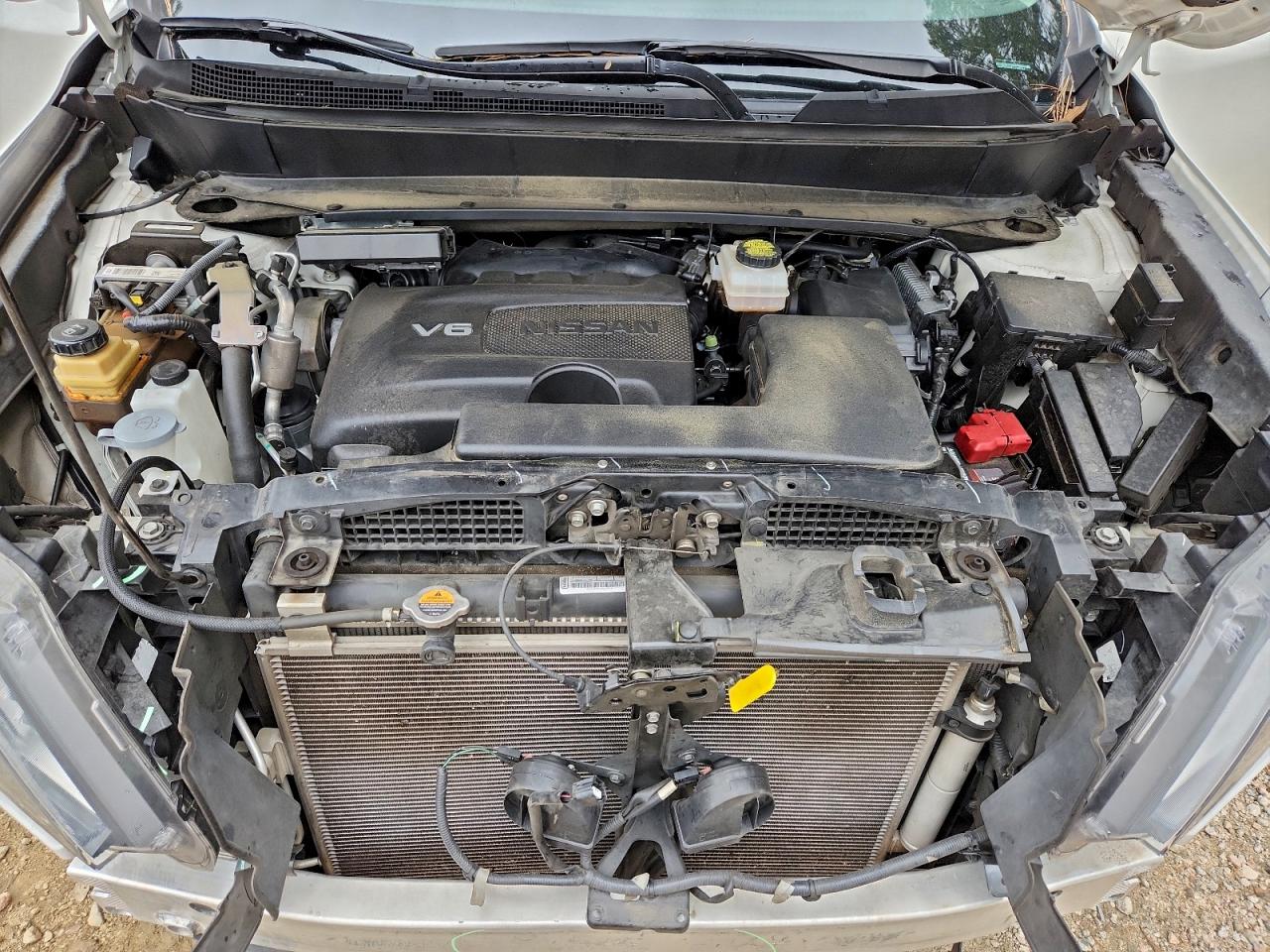 Nissan Pathfinder S Image 13