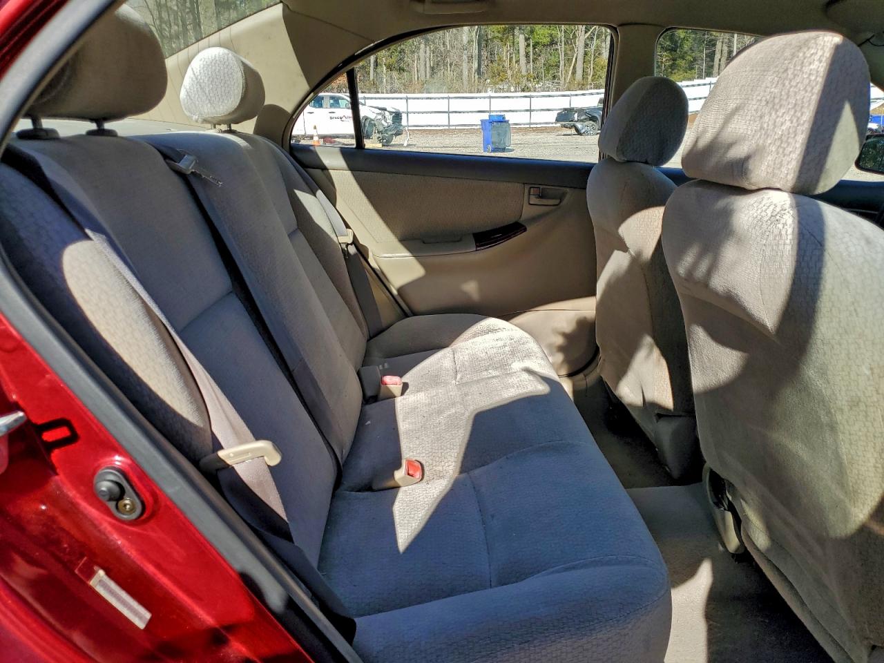 Toyota Corolla Ce Image 12