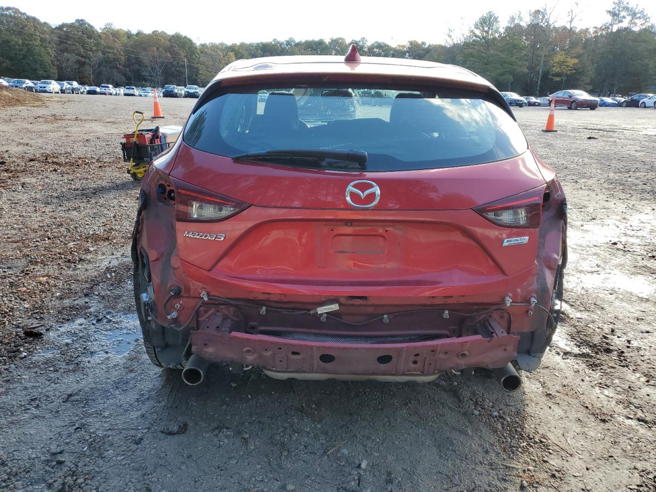 Mazda 3 Grand Touring Image 7