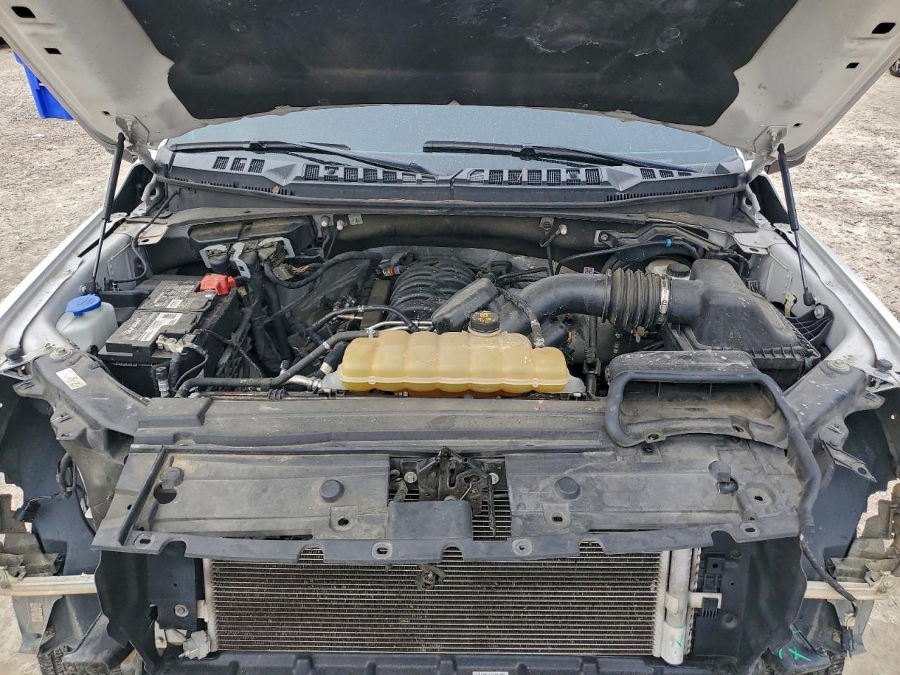 Ford F-150 Supercrew Image 3