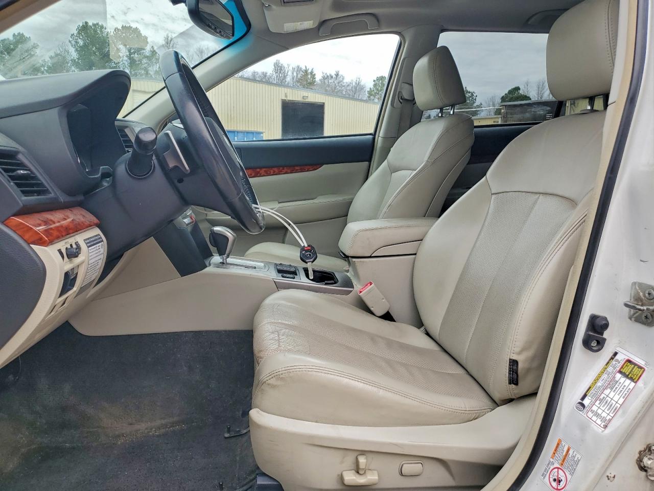 Subaru Outback 3.6r Limited Image 6