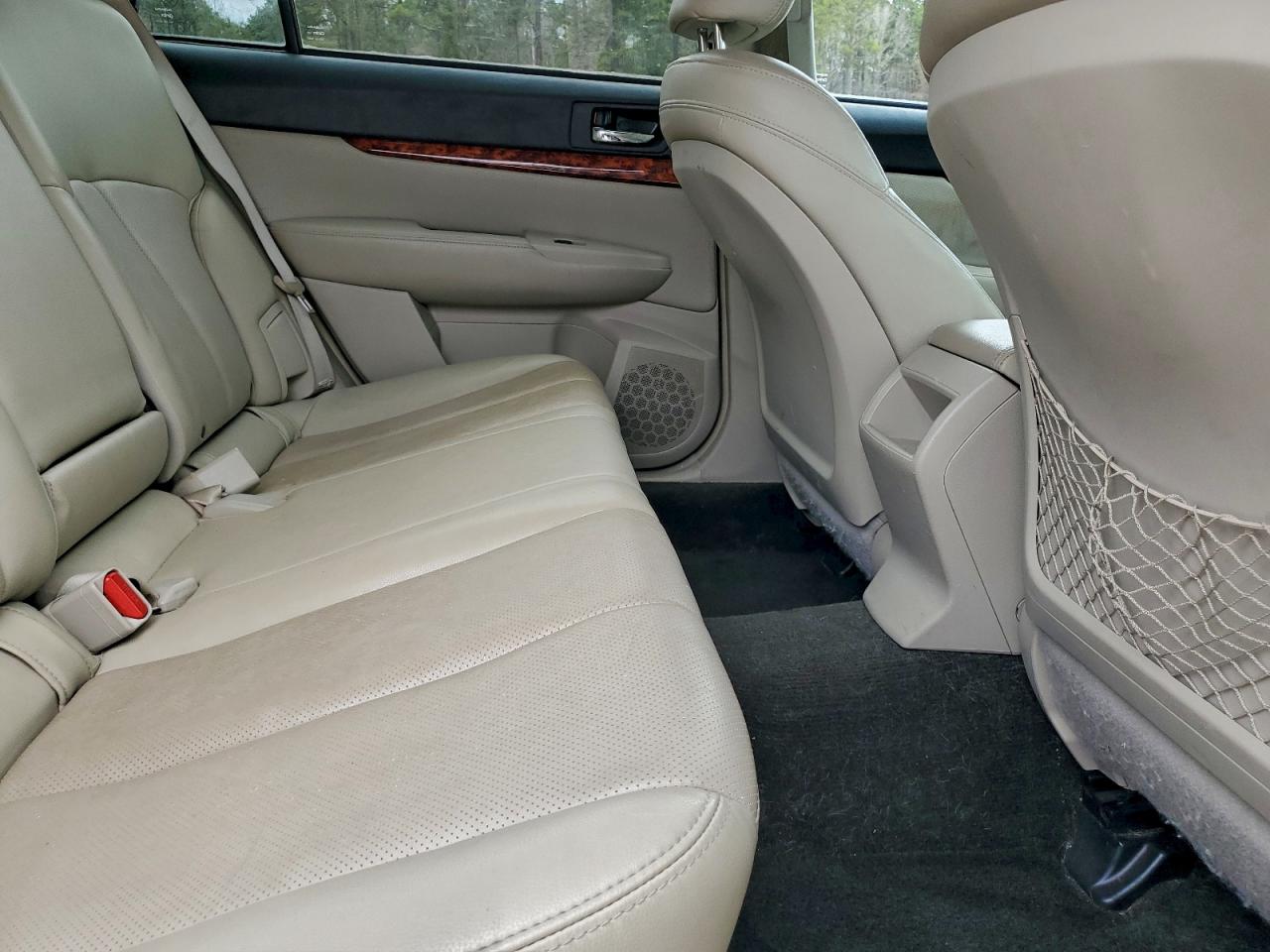 Subaru Outback 3.6r Limited Image 8