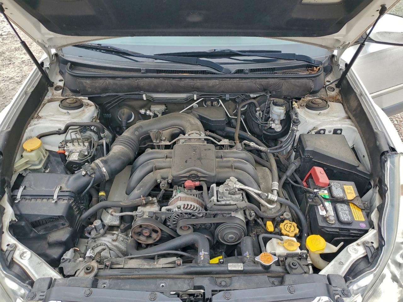 Subaru Outback 3.6r Limited Image 9