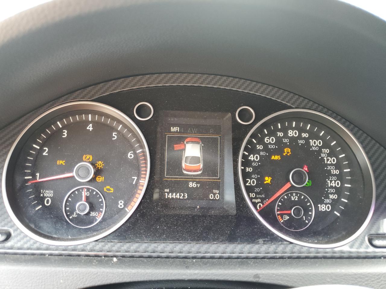 Volkswagen CC R-line Image 8