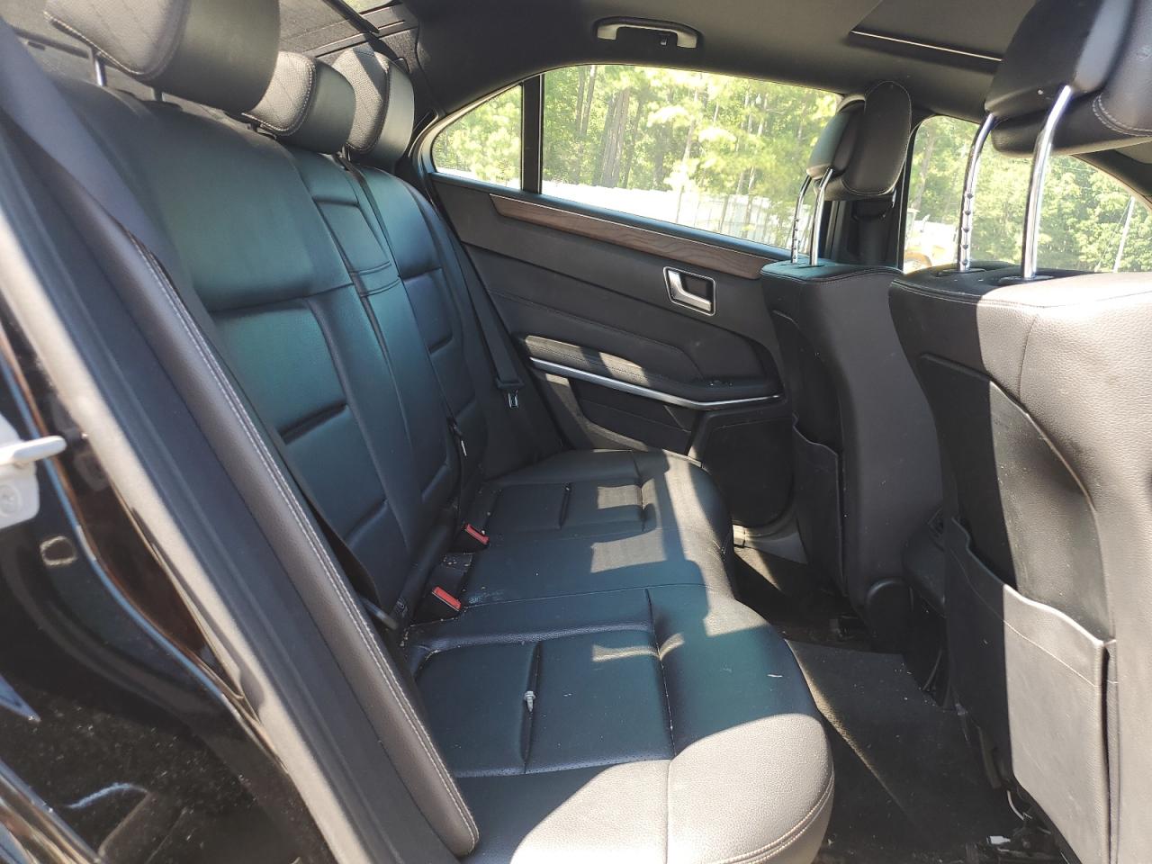 Mercedes-Benz E-Class 350 4matic Image 9