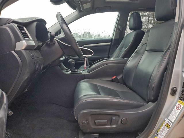 Toyota Highlander Se Image 4