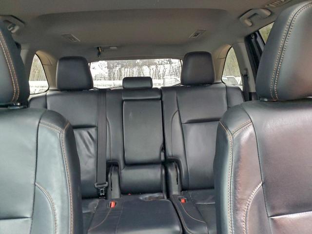 Toyota Highlander Se Image 11