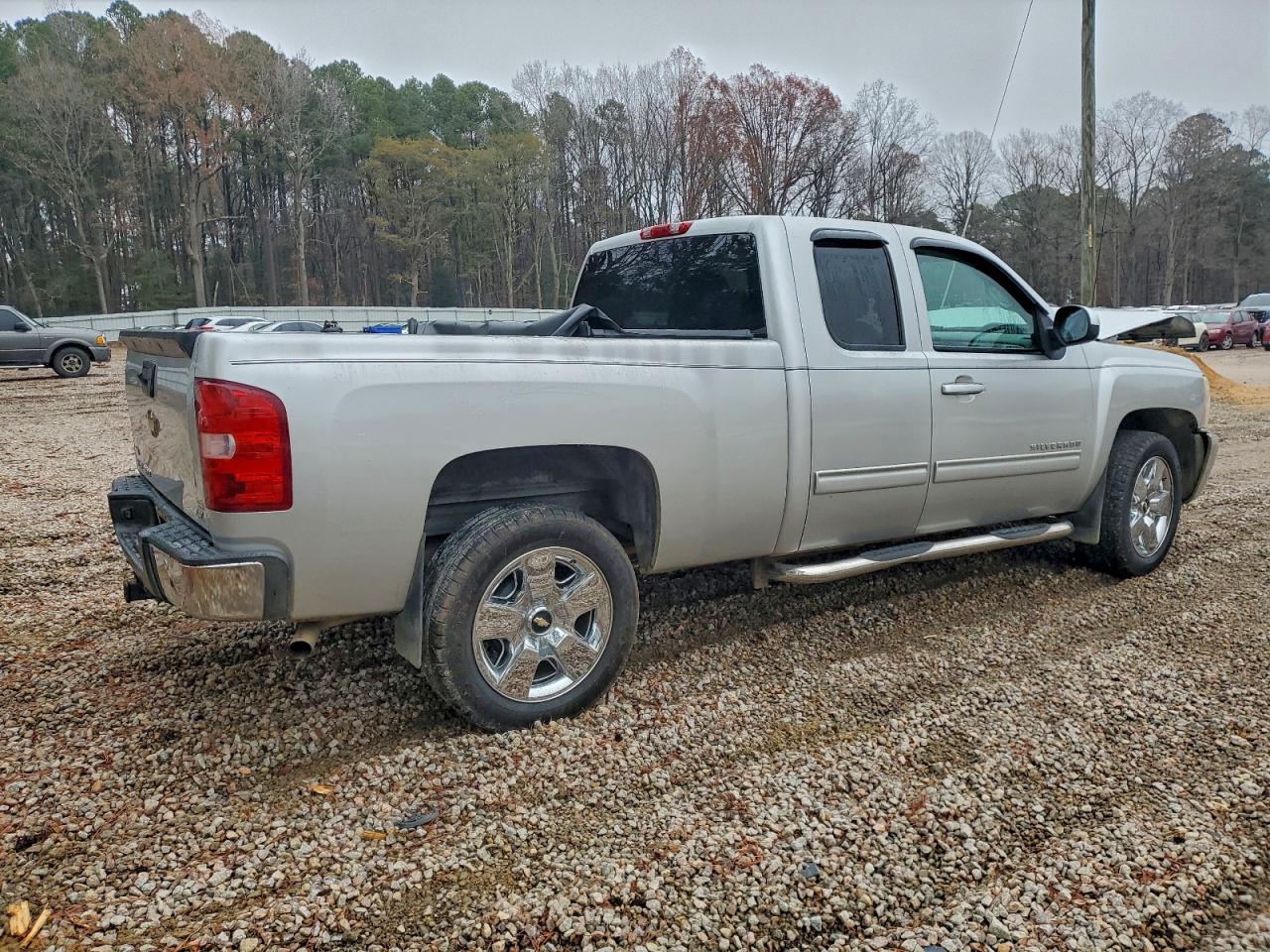 Chevrolet Silverado C1500 Ltz Image 7