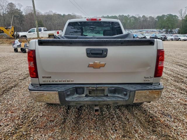 Chevrolet Silverado C1500 Ltz Image 11