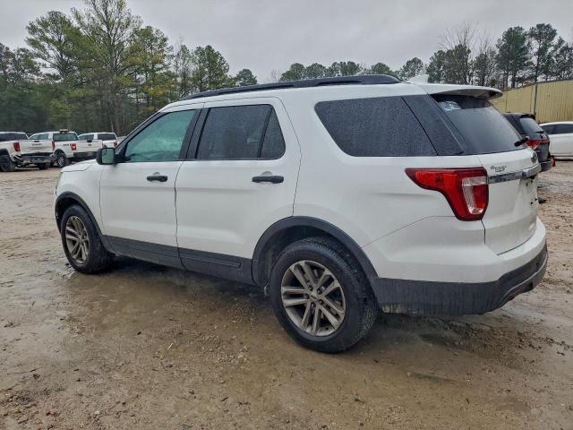 Ford Explorer Image 2