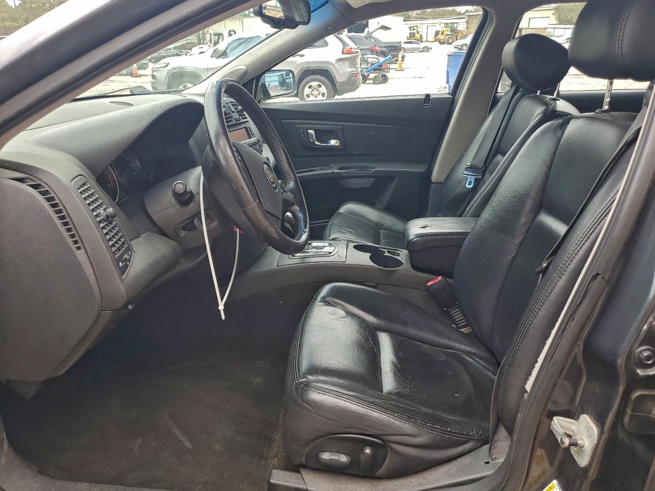 Cadillac CTS Image 10