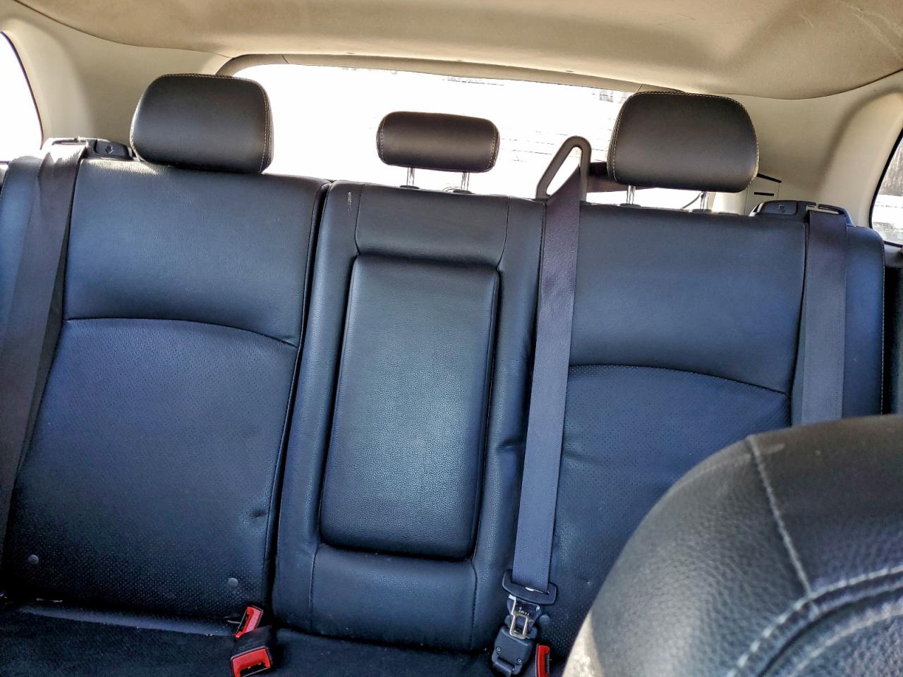 Mitsubishi Outlander Sel Image 6