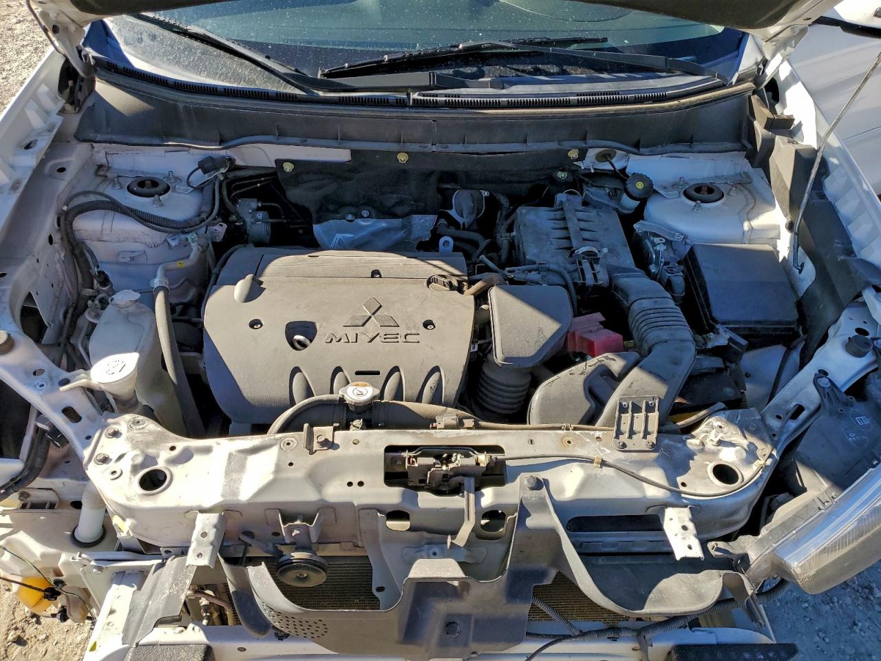 Mitsubishi Outlander Sel Image 9