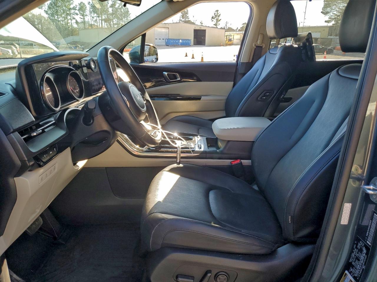 Kia Carnival Sx Prestige Image 8