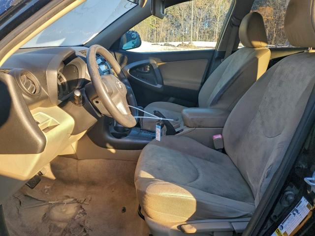 Toyota RAV4 Image 11