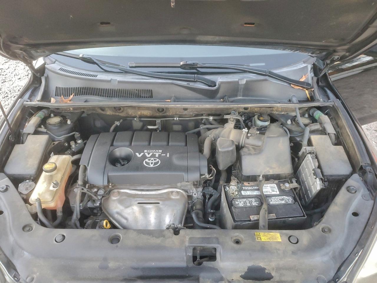 Toyota RAV4 Image 6
