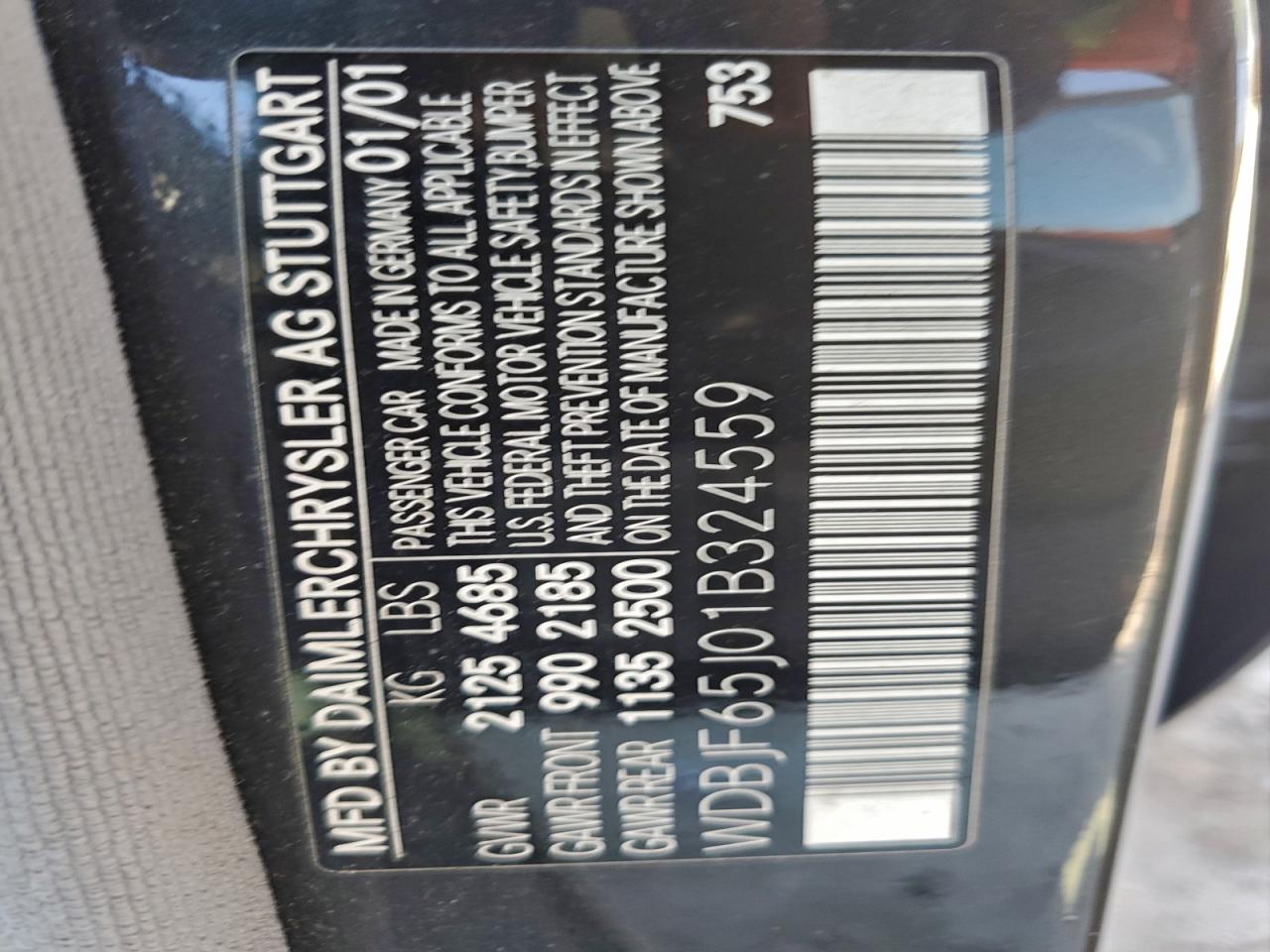 Mercedes-Benz E-Class 320 Image 11