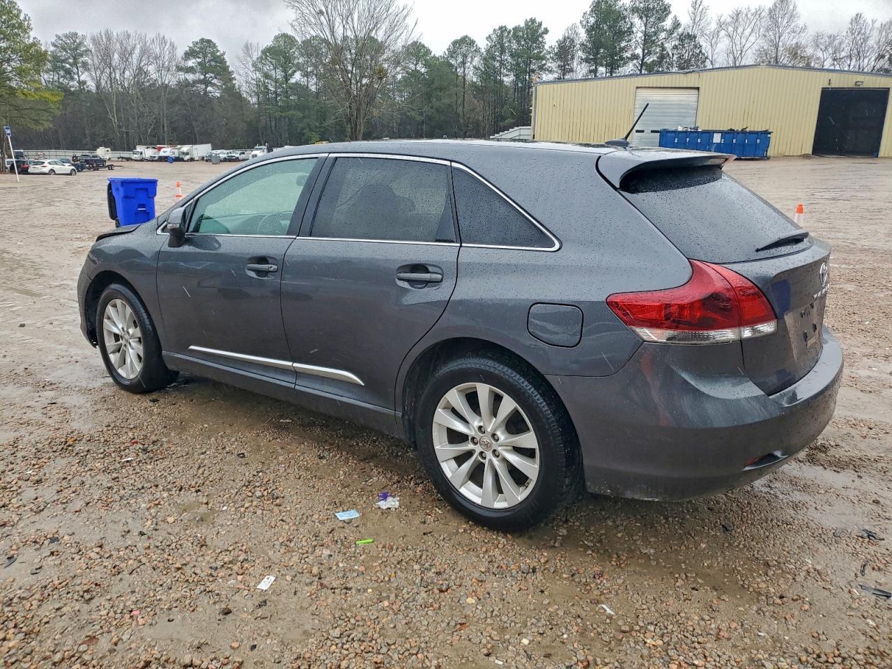 Toyota Venza Le Image 2