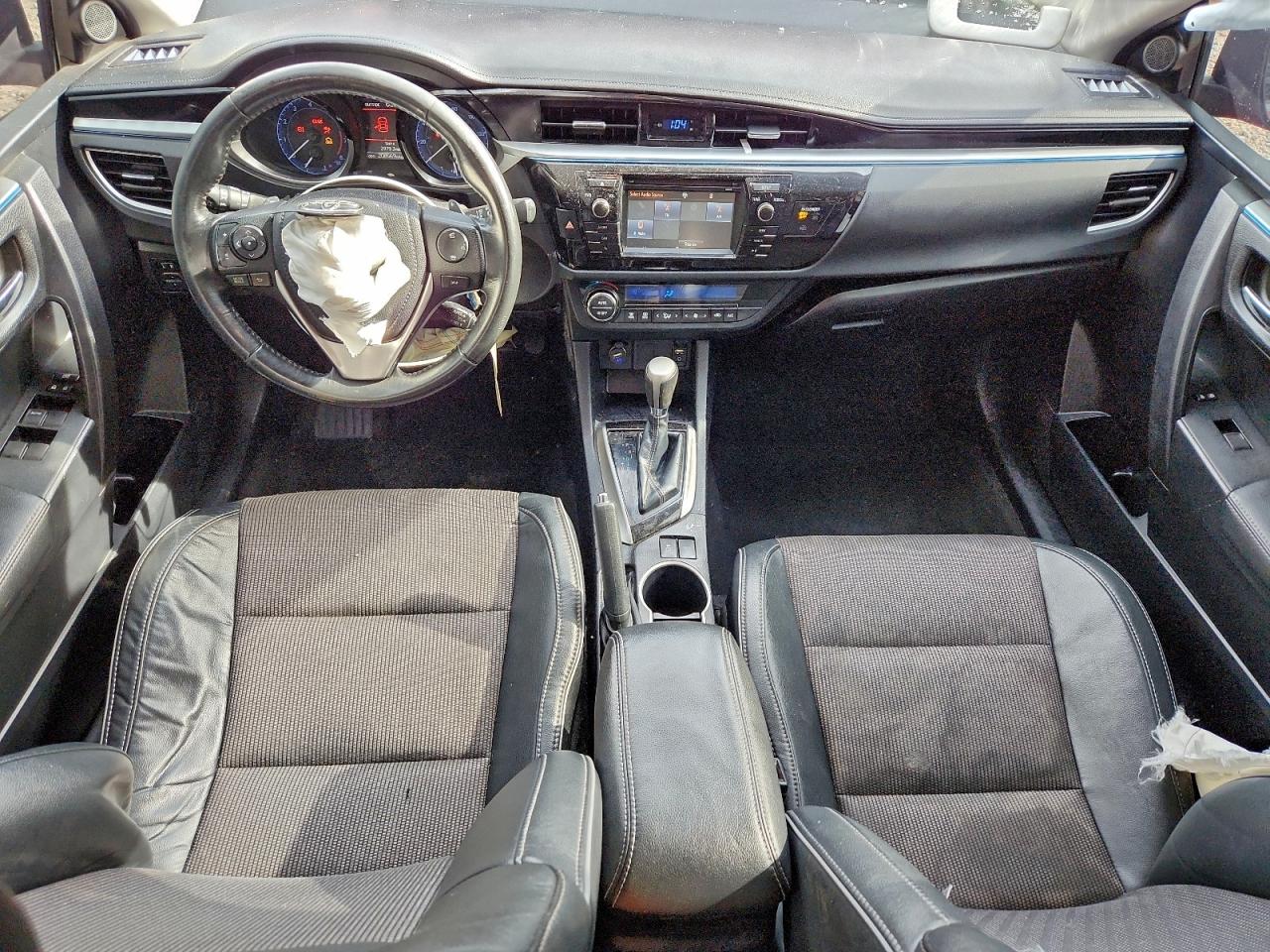 Toyota Corolla L Image 7