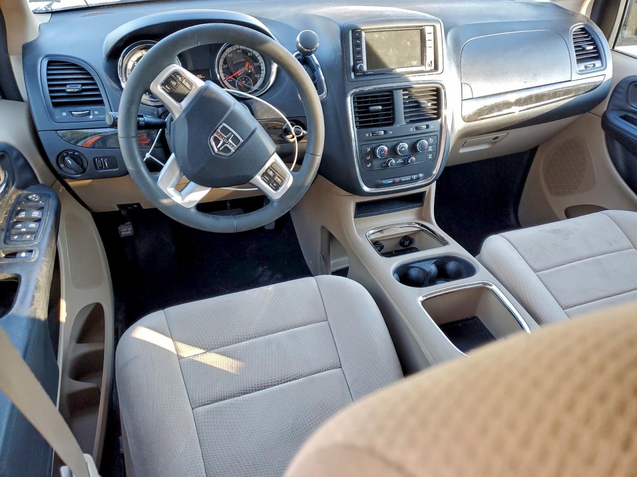 Dodge Caravan Sxt Image 4