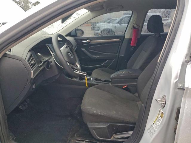 Volkswagen Jetta S Image 4