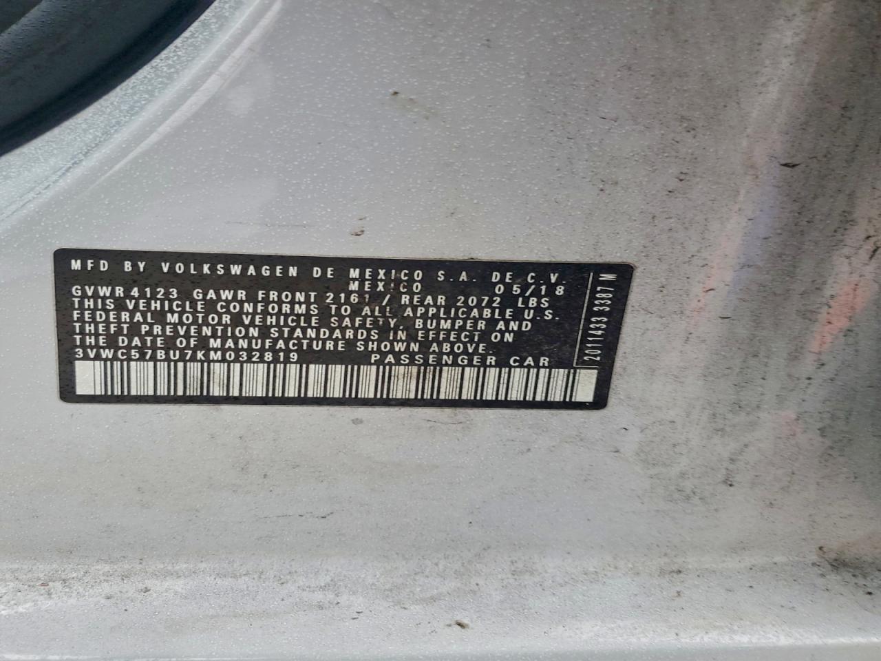 Volkswagen Jetta S Image 10