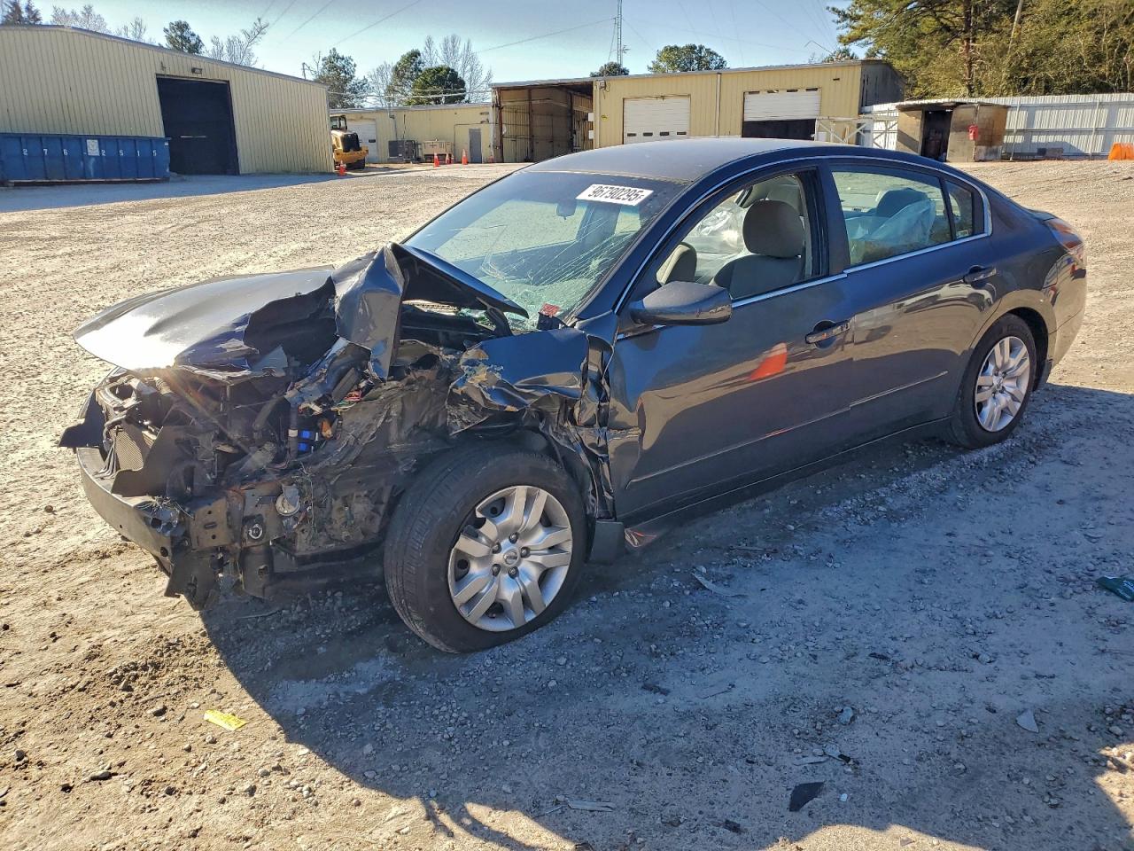 Nissan Altima Base Image 1