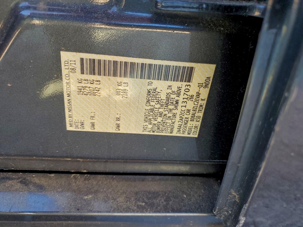 Nissan Altima Base Image 12