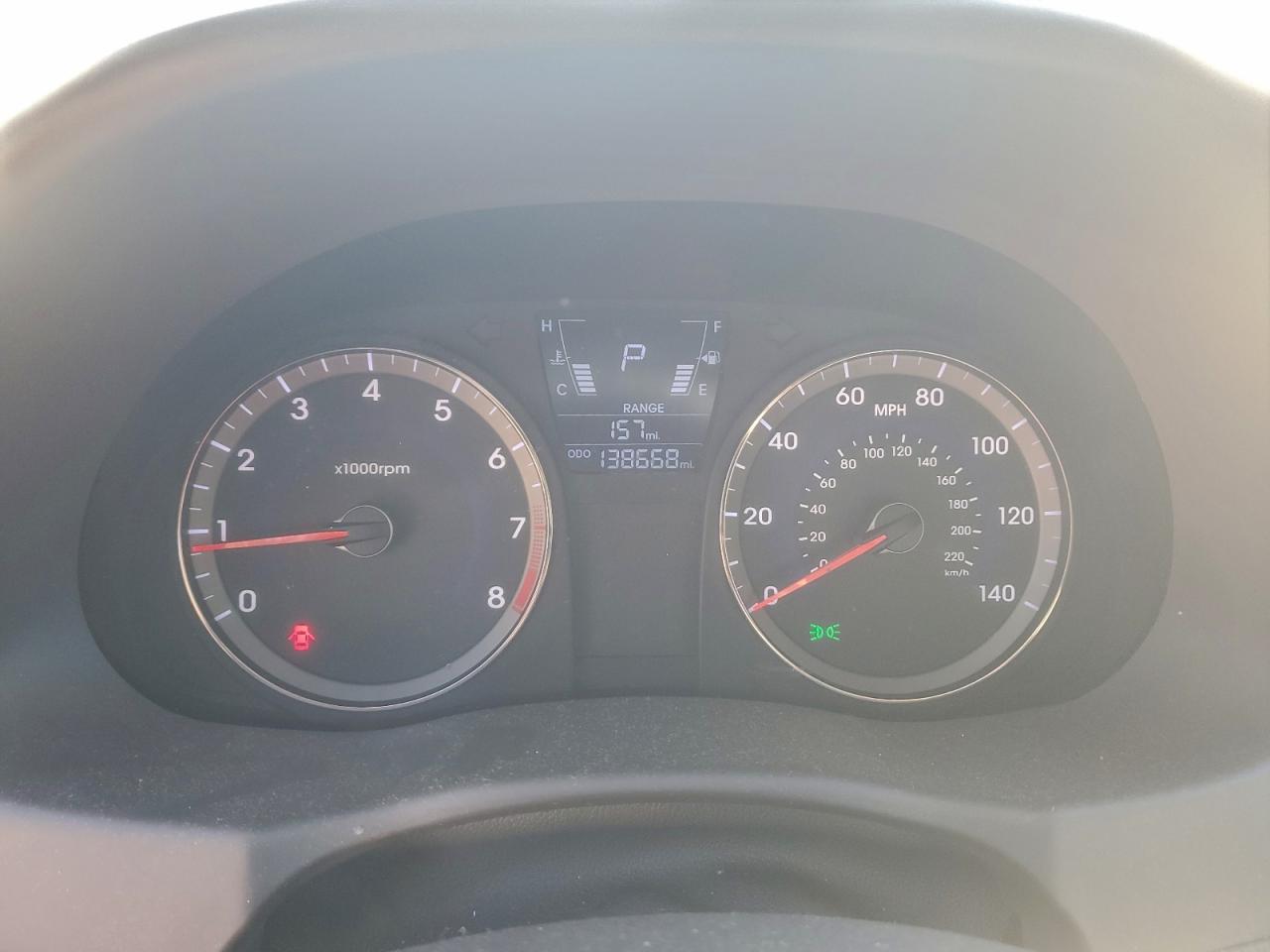 Hyundai ACCENT Gls Image 12