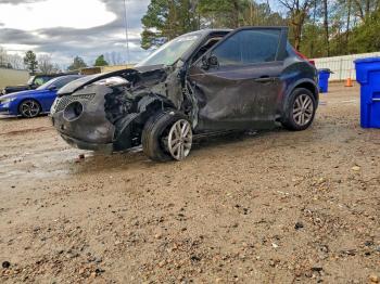  Salvage Nissan JUKE