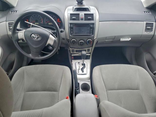 Toyota Corolla Base Image 8