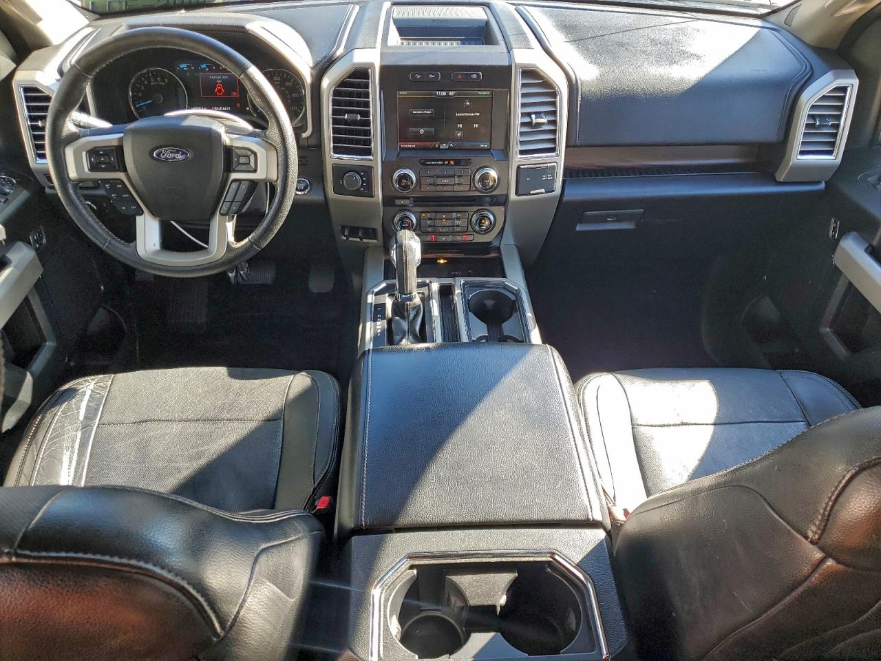 Ford F-150 Supercrew Image 11